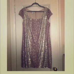 Kay Unger Sequined Crochet Cap Sleeve Dress